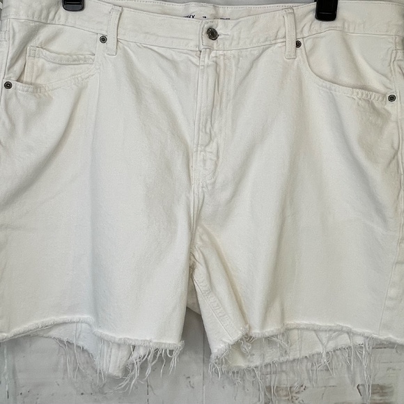 Old Navy Womens White Denim Slouchy Straight High Rise Frayed Shorts Plus 18 - Picture 5 of 5